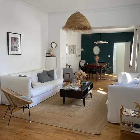 Maison - 5 Min A Pied Gare Et Port La Rochelle (Charente-Maritime)