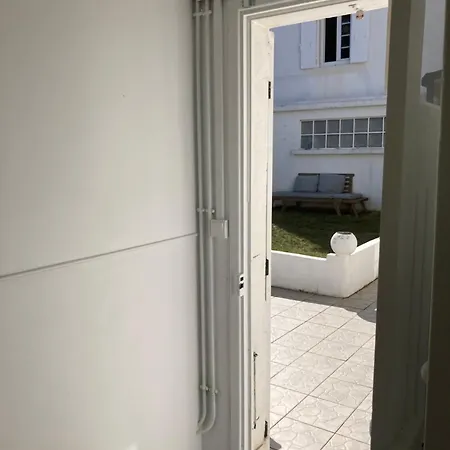 Maison - 5 Min A Pied Gare Et Port * La Rochelle (Charente-Maritime)